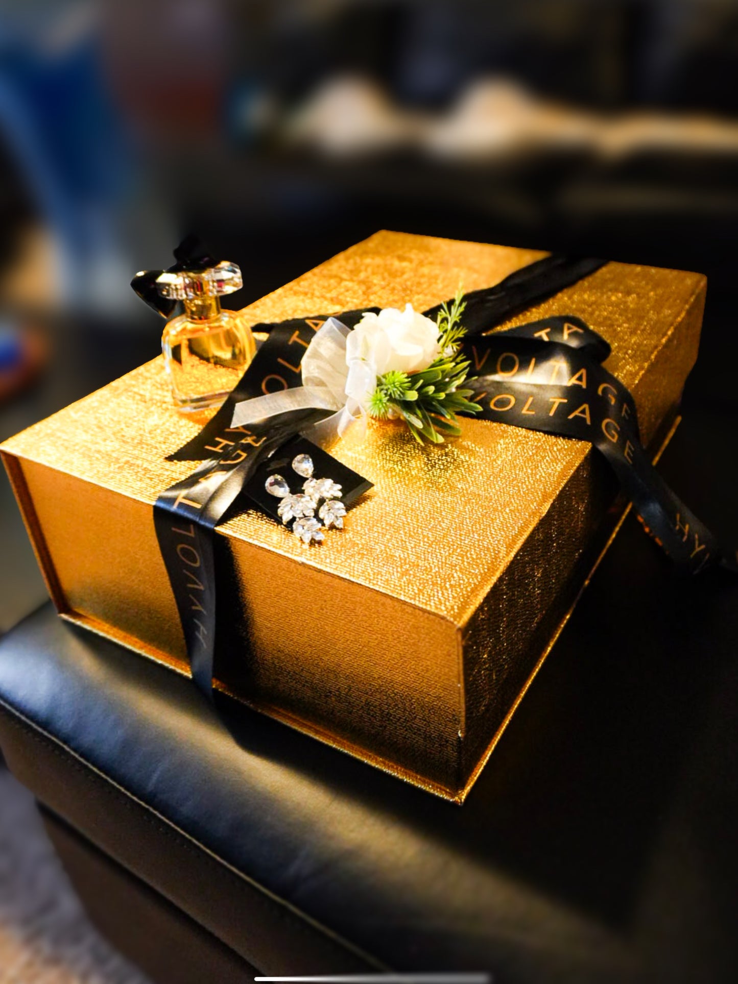 Luxury Gift Wrapping & Presentation